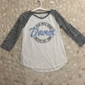 “Dance” quarter sleeve tee.